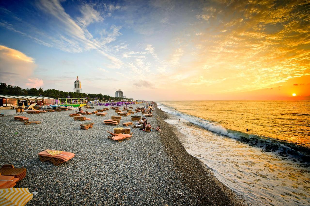 Orbi City Sea View Apartment Batumi Exterior photo