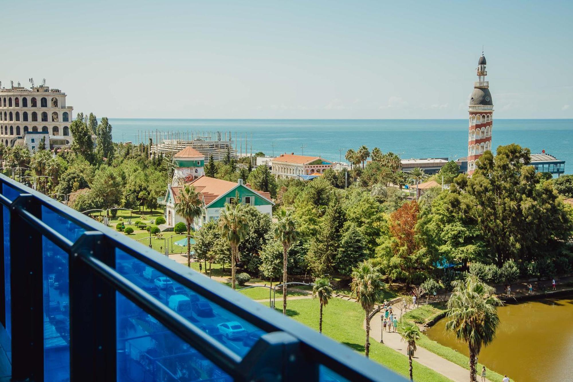 Orbi City Sea View Apartment Batumi Exterior photo